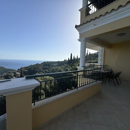 Mariza'S View House Apartment Lakones Luaran gambar