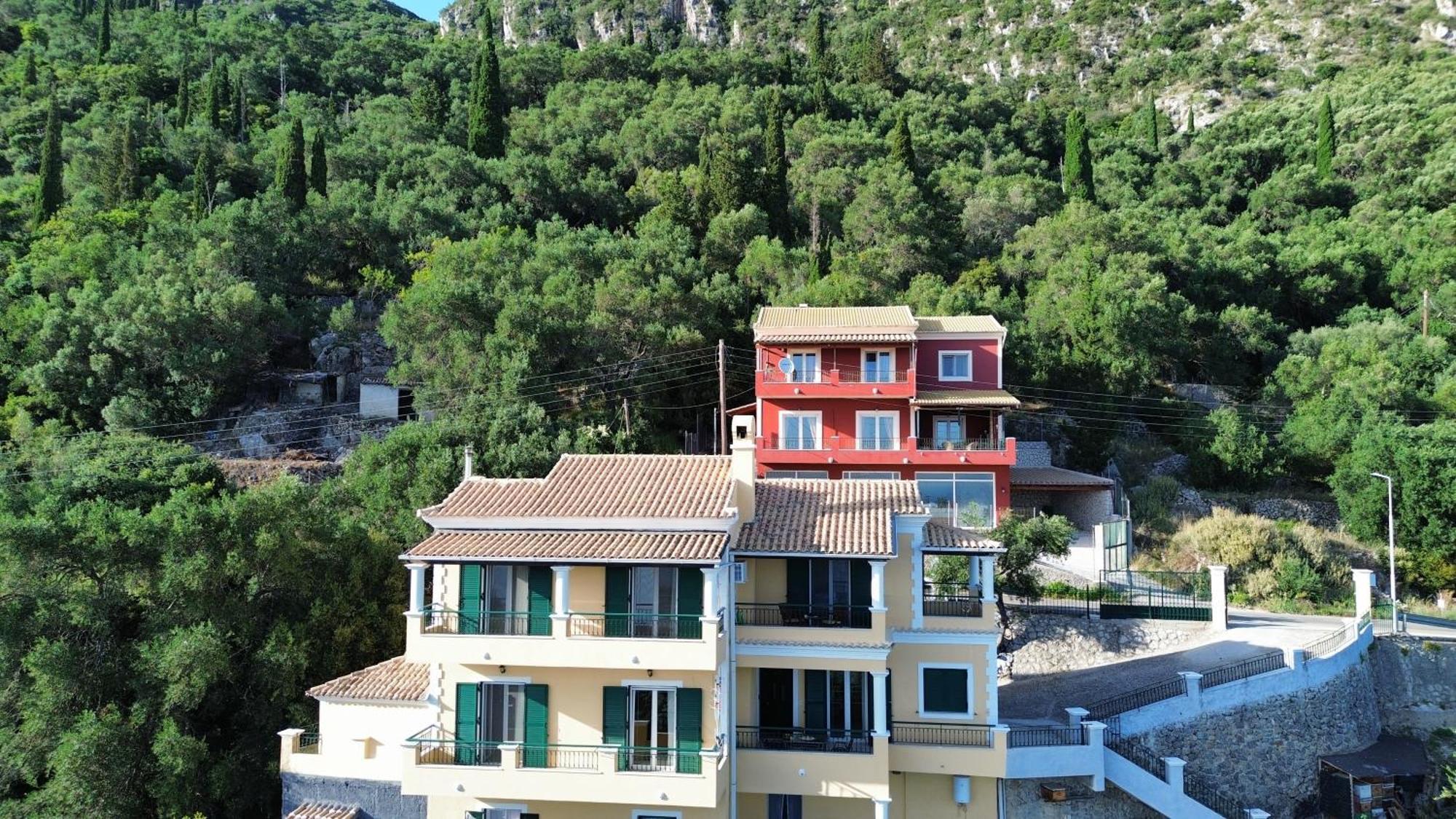Mariza'S View House Apartment Lakones Luaran gambar
